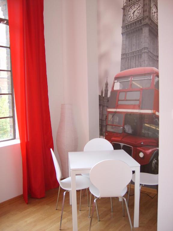 Big City Hostel วรอตซวาฟ ห้อง รูปภาพ