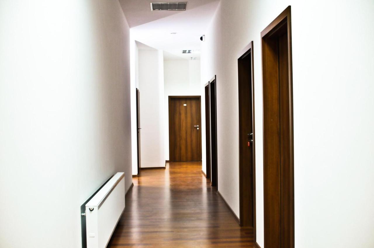 Big City Hostel วรอตซวาฟ ภายนอก รูปภาพ